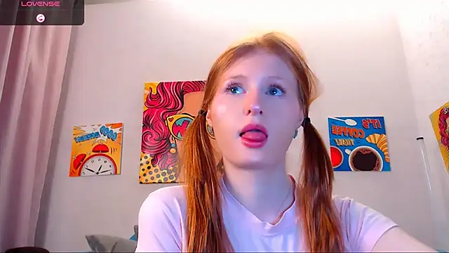 Snapshot of LuxXAngel chatting on November 2025 09:17:02 PM LuxXAngel online show from November 2025 09:17:02 PM