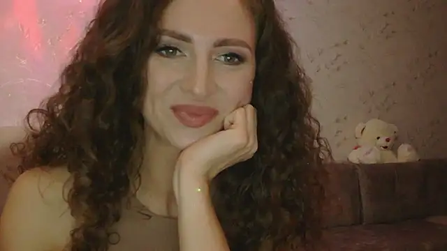 Snapshot of Amber_Carrol chatting on October 2025 05:33:02 PM Amber Carrol online show from October 2025 05:33:02 PM