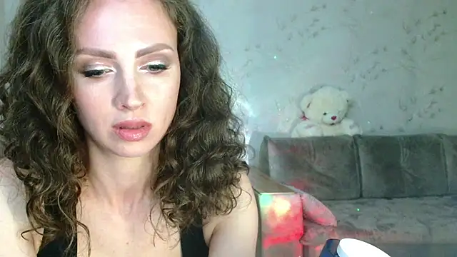 Snapshot of Amber_Carrol chatting on May 2026 05:43:01 PM Amber Carrol online show from May 2026 05:43:01 PM