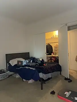 Snapshot of KingKevo27 chatting on December 2025 05:52:02 PM KingKevo27 online show from December 2025 05:52:02 PM