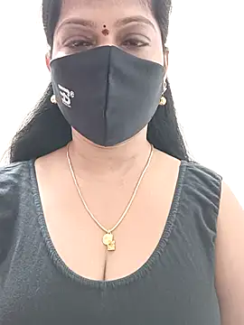 Snapshot of shivani27 chatting on October 2025 06:11:01 AM shivani27 online show from October 2025 06:11:01 AM