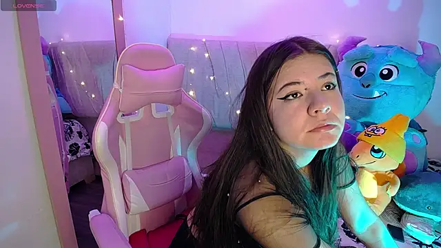 Snapshot of Stepha_babe chatting on December 2025 05:35:01 AM Stepha babe online show from December 2025 05:35:01 AM