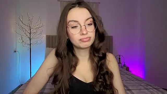 Real cutie1 online show from February 2026 01:55:01 PM