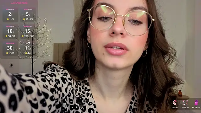 Real cutie1 online show from May 2026 12:57:01 PM