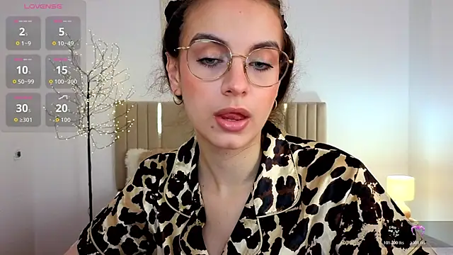 Real cutie1 online show from July 2026 12:55:01 PM