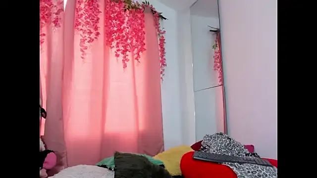 lanastone86 online show from October 2025 12:58:01 PM