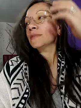 Chriss girl of imaginatio online show from November 2025 10:19:02 PM