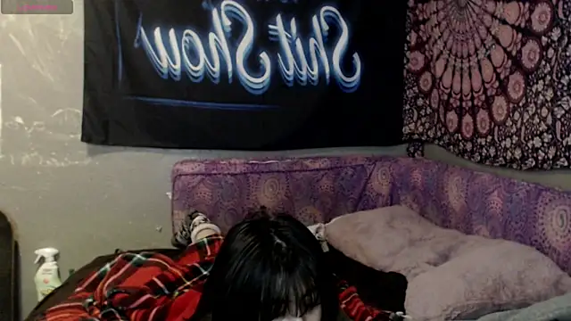 Snapshot of London_Ray chatting on September 2025 09:42:02 AM London Ray online show from September 2025 09:42:02 AM