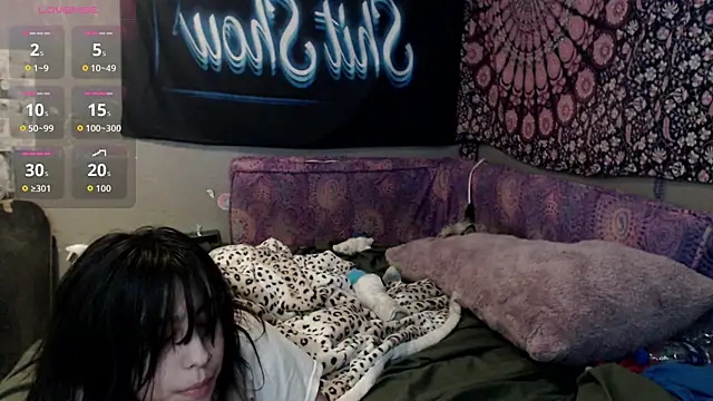 Snapshot of London_Ray chatting on October 2025 05:35:02 AM London Ray online show from October 2025 05:35:02 AM