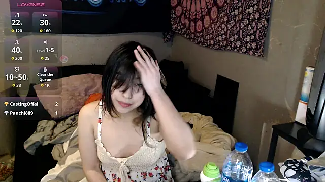 Snapshot of London_Ray chatting on October 2025 08:49:01 AM London Ray online show from October 2025 08:49:01 AM