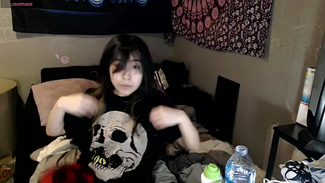 Snapshot of London_Ray chatting on October 2025 07:20:01 AM London Ray online show from October 2025 07:20:01 AM