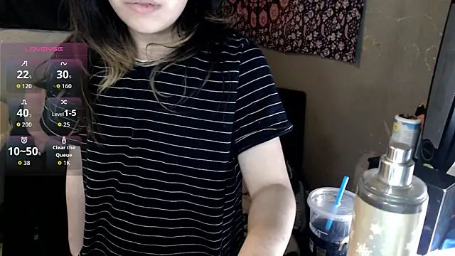 Snapshot of London_Ray chatting on November 2025 07:19:01 AM London Ray online show from November 2025 07:19:01 AM