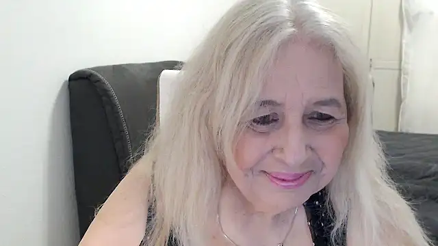 SusiLifeXXX online show from April 2026 07:37:01 PM