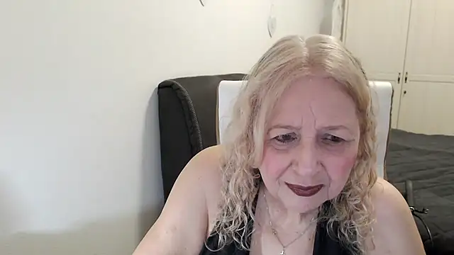 SusiLifeXXX online show from May 2026 08:03:02 PM