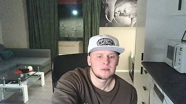 Dartanjanas13 online show from January 2026 07:11:01 PM