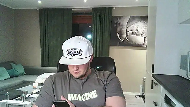 Snapshot of Dartanjanas13 chatting on February 2026 06:20:02 PM Dartanjanas13 online show from February 2026 06:20:02 PM