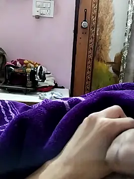 saneer69tew online show from April 2026 06:19:01 AM