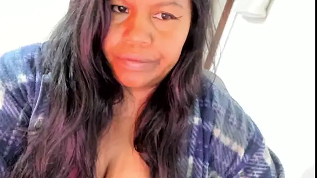 ebonylouissexyhot online show from November 2025 10:32:02 PM