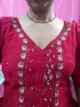 Snapshot of Reeta-rani chatting on December 2025 05:23:01 AM Reeta-rani online show from December 2025 05:23:01 AM