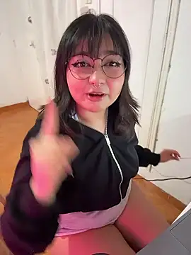 Snapshot of Lolii_Zoe chatting on January 2026 09:39:02 PM Lolii Zoe online show from January 2026 09:39:02 PM