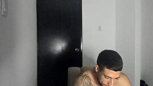 ThiagoLugo online show from May 2026 04:31:01 AM