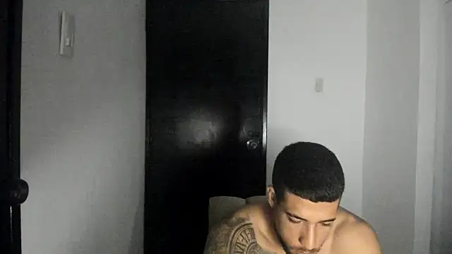 ThiagoLugo online show from May 2026 06:43:01 AM