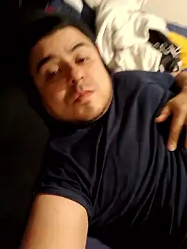 Snapshot of romiroom chatting on January 2026 01:27:02 PM romiroom online show from January 2026 01:27:02 PM