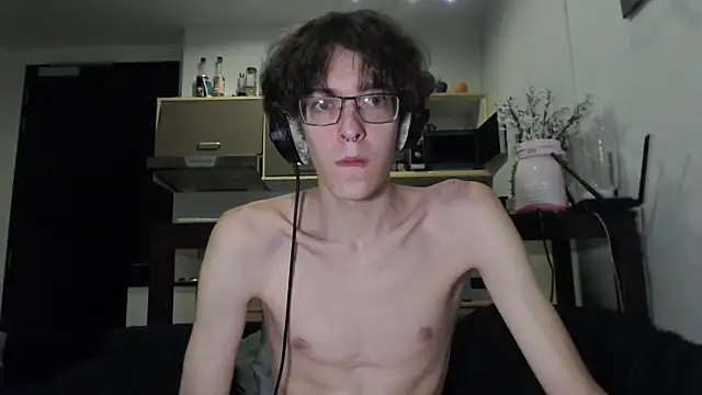 LovesomeCookie online show from October 2025 12:47:01 PM