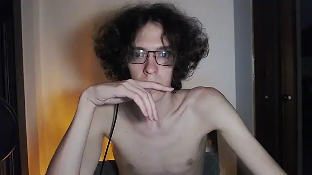 LovesomeCookie online show from April 2026 07:11:02 PM