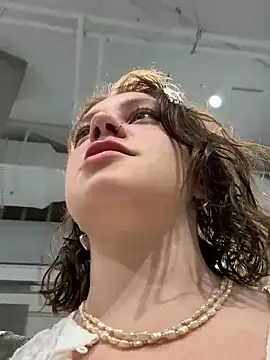 Snapshot of lucy-joy chatting on September 2025 11:32:02 AM lucy-joy online show from September 2025 11:32:02 AM