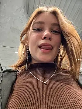 Snapshot of lucy-joy chatting on November 2025 12:27:01 PM lucy-joy online show from November 2025 12:27:01 PM