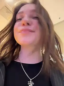 lucy-joy online show from March 2026 11:38:02 AM