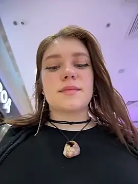 lucy-joy online show from April 2026 09:26:02 AM