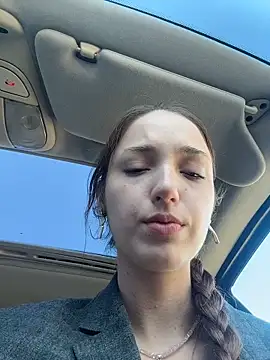 DollyTall online show from May 2026 01:56:01 AM