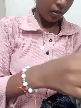 Snapshot of AnkitaDevi chatting on September 2025 03:39:02 AM AnkitaDevi online show from September 2025 03:39:02 AM