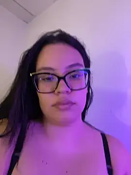 Emily Taylor2 online show from October 2025 02:23:02 AM