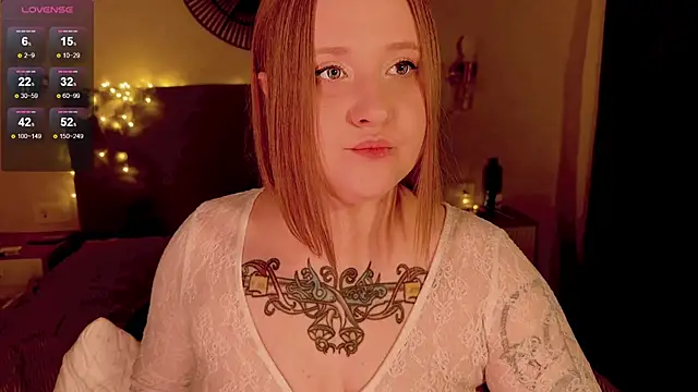 Snapshot of NaomiRey1 chatting on November 2025 05:15:01 PM NaomiRey1 online show from November 2025 05:15:01 PM