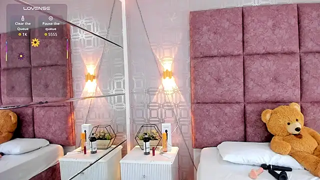 AmyStar1 online show from September 2025 01:33:01 PM