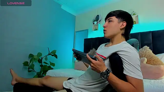 Ares di martin online show from September 2025 02:19:01 PM