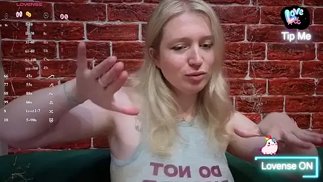CitrusBlissss online show from May 2026 02:14:01 PM