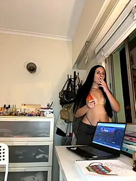 Snapshot of very_licious chatting on September 2025 08:52:02 PM very licious online show from September 2025 08:52:02 PM