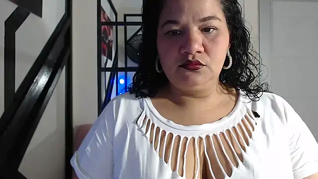 Snapshot of May_fk chatting on October 2025 03:40:01 AM May fk online show from October 2025 03:40:01 AM