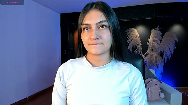 AidaJones online show from December 2025 11:30:02 AM