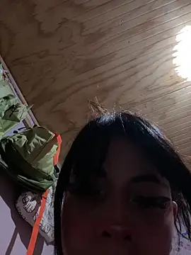 kiittyselenita online show from April 2026 01:16:02 AM