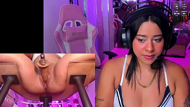 Snapshot of Gina_Kurt chatting on October 2025 03:53:02 AM Gina Kurt online show from October 2025 03:53:02 AM