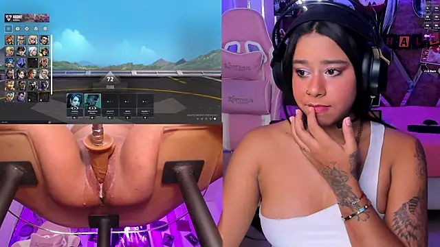 Snapshot of Gina_Kurt chatting on October 2025 04:24:02 AM Gina Kurt online show from October 2025 04:24:02 AM