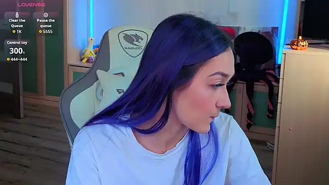 Im suka online show from October 2025 04:46:01 AM