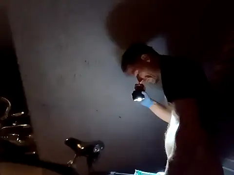 Snapshot of Wilsonn86 chatting on September 2025 09:04:01 PM Wilsonn86 online show from September 2025 09:04:01 PM