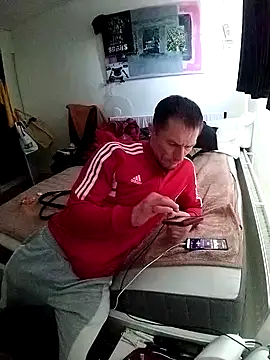 Wilsonn86 online show from May 2026 05:25:02 AM