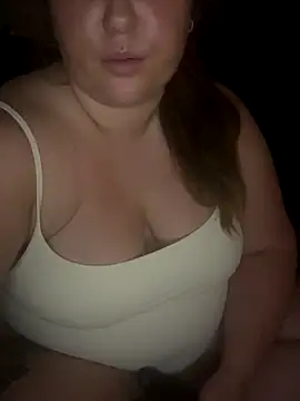 Snapshot of roxey-1997 chatting on September 2025 08:46:01 PM roxey-1997 online show from September 2025 08:46:01 PM